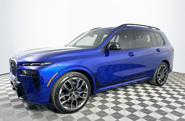 2024 BMW X7 M60i